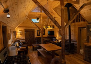 Getaway Cabin Ideally Located Between Wolf Creek and Pagosa Springs!