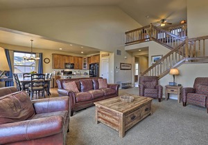 Granby Home w/Hot Tub + Ski, Golf & Pool Access