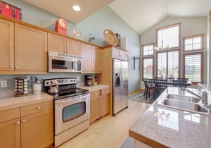 Grand Elk Golf Club On-Site: Mtn-View Home w/Deck