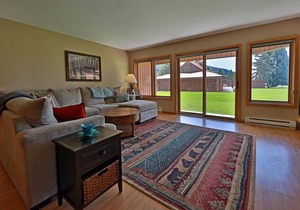 Grand Lake Oasis: Lakeside Condo near Rocky Mountain Nat Park