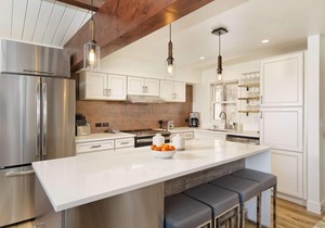Guest Favorites at 10% Off! Stay 3 nights through Nov