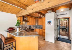 Guest Favorites at 10% Off! Stay 3 nights through Nov