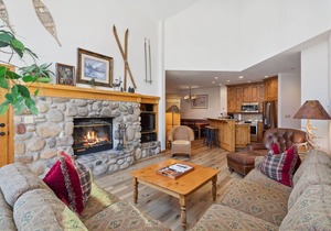 Highlands Lodge 406 - 3 Bedroom Residence