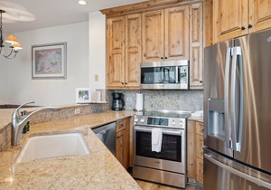 Highlands Lodge 406 - 3 Bedroom Residence