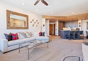 Highlands Westview 208