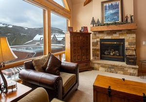 Incredible Views of WP Resort, Washer & Dryer, Private Hot Tub for Relaxation