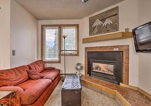 Iron Horse Studio with Resort Amenities Walk to WP!