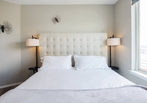 Kasa The Comma | Inviting 1BD in the Heart of Denver