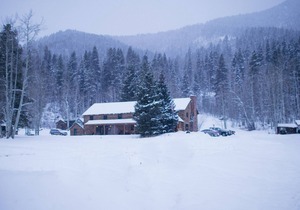 King Suite : Beyul Retreat
