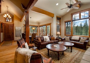 Lakota Dreamcatcher 133 | Dreams Are Made Here | Pet Friendly | Across From Resort