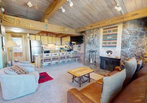 Laurelwood Condominiums 111