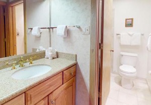 Laurelwood Condominiums 304