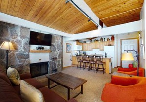 Laurelwood Condominiums 415