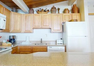 Laurelwood Condominiums 415
