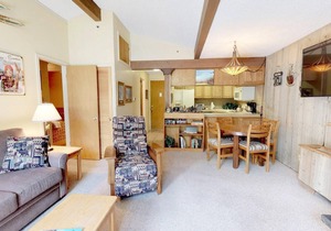 Lichenhearth Condominiums | EL16