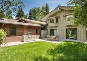 Light filled Contemporary in prestigious West End