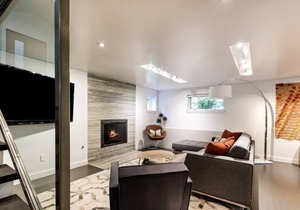 Light filled Contemporary in prestigious West End