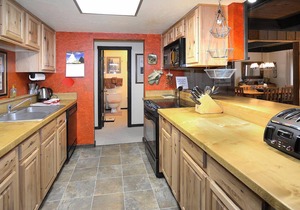 Location is Everything! Ski-In/Out Condo, No Stairs, End Unit + VIEWS