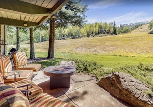 Location & LUXURY! 2bd2ba HotTub & amenities galore on slopes of Snowmass Resort
