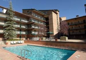 Lovely 2 bed 3 bath plus loft in the heart of vail