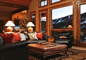 Luxurious Home in the Heart of Old Town with Short Walk to Gondola