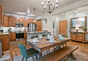 Luxury Condo 613 I Pool I Club House I Hot Tub I Views I Best Price I Discounted Attractions