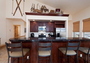 Luxury Townhome - Views - Ski in/Out - End Unit - Fire Pit