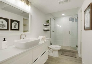 @ Marbella Lane - 5BR Stylish and Modern Home