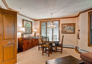 McCoy Peak Lodge 101 - Four Bedroom
