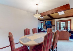 Meadow Creek Manor