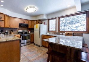 Meadow Creek Townhome by Vail Realty