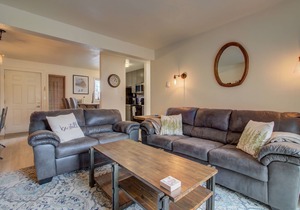 Modern Mt Getaway | 1BR Condo at Shadow Run!