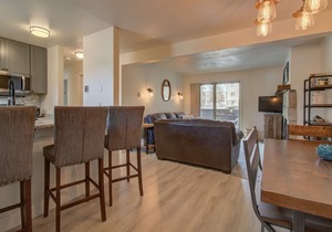 Modern Mt Getaway | 1BR Condo at Shadow Run!