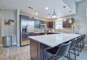Modern Townhome near Old Town, Breweries, & River!