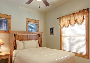 Mount Enentah 37 - 2 Br Condo - Lake/Mountain Views!