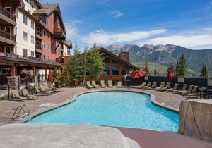 New Townhome Across from Purgatory - Awesome Views - Hot Tub - Shuttle