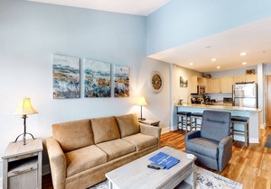 Newly-Remodeled, Ski-In/Ski-Out Condo w/Shared Pool/Hot Tub/WiFi/Washer/Dryer