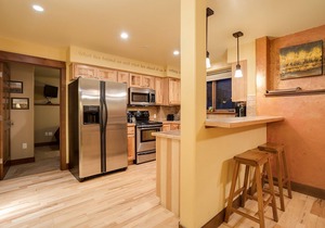 O3106 | Ground Floor Condo | Hot Tub | Free City Bus