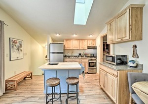 Pagosa Springs Mtn Home by River & Hot Spring