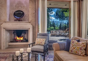 Palatial Red Mountain Estate | Waterfalls & Entertaining Space