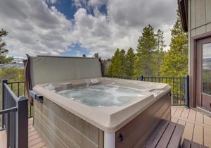 Panoramic Mountain-View Retreat with Hot Tub and Deck!