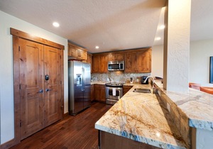 Penthouse in Purgatory Lodge - Ski in/Out - Awesome Deck and Views