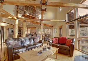 Pet friendly Luxury Mountain Home, Great views 11SW