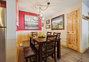 Pine Ridge 15A: Great Location - Ski-in Property