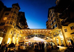Platinum 3 Bedroom Vacation Rental In The Heart Of Vail That Includes Ski Valet, Ski Deck, Rooftop Pool, Panoramic Views