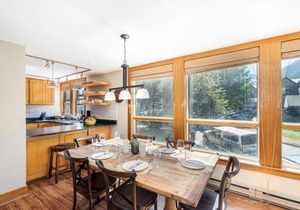 PLUNGE J by Exceptional Stays