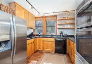 PLUNGE J by Exceptional Stays