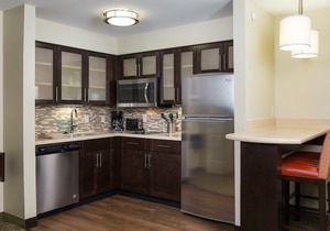 Pool, Gym, Business Center Access. Free Breakfast Buffet Every Day!