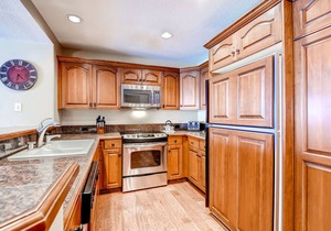 Premium Condo with Modern Finishings