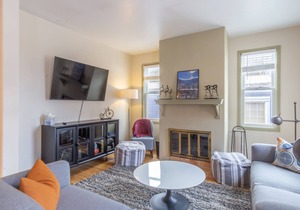 Prime Downtown Location - Great, Convenient Condo - A/C - Pet Friendly